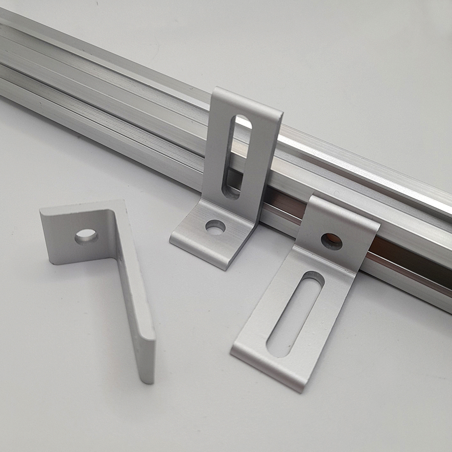 Grapa estrecha para perfil de aluminio